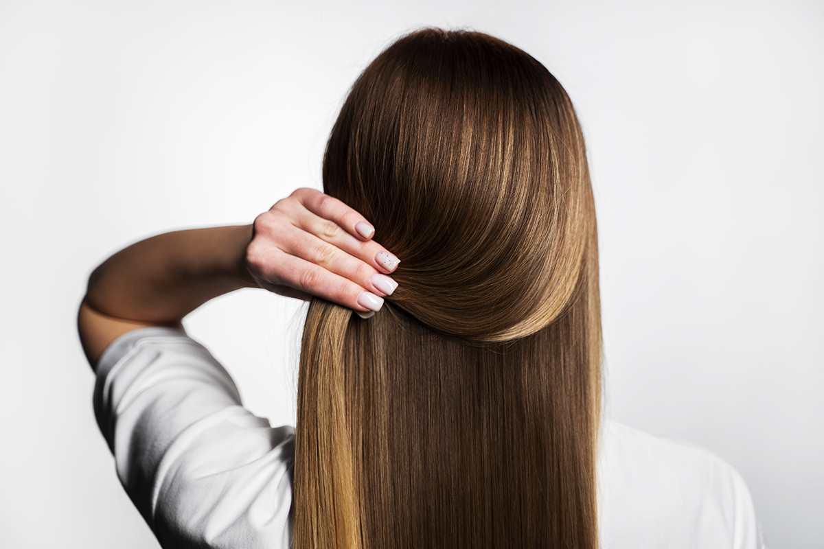 Descubre el poder de la manzanilla: El champú que transformará tu cabello